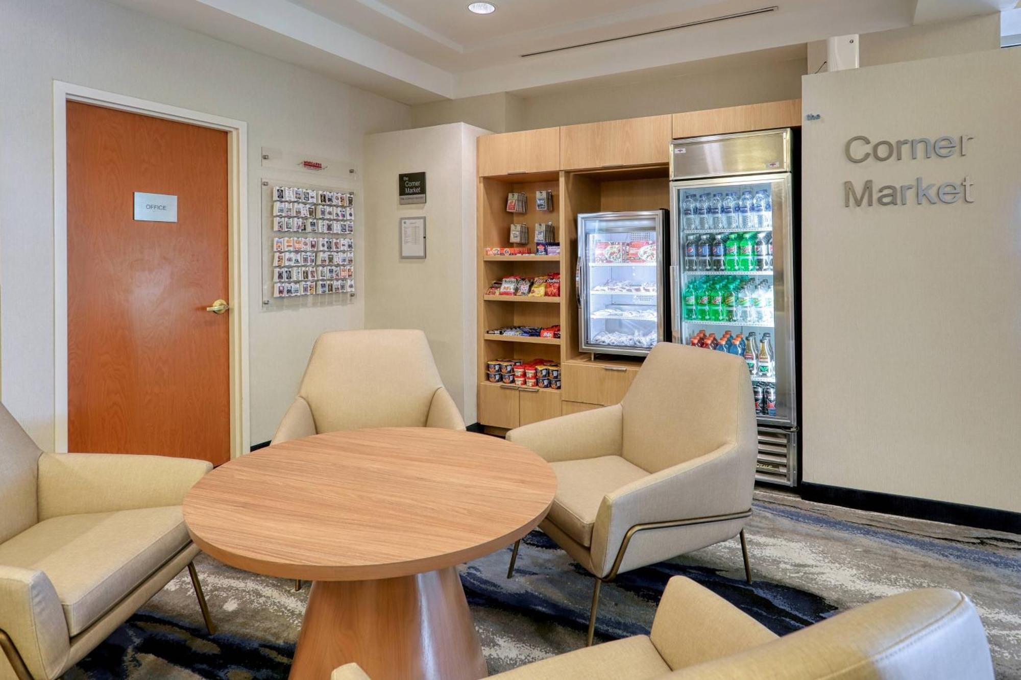 Fairfield Inn & Suites Woodbridge Avenel Luaran gambar