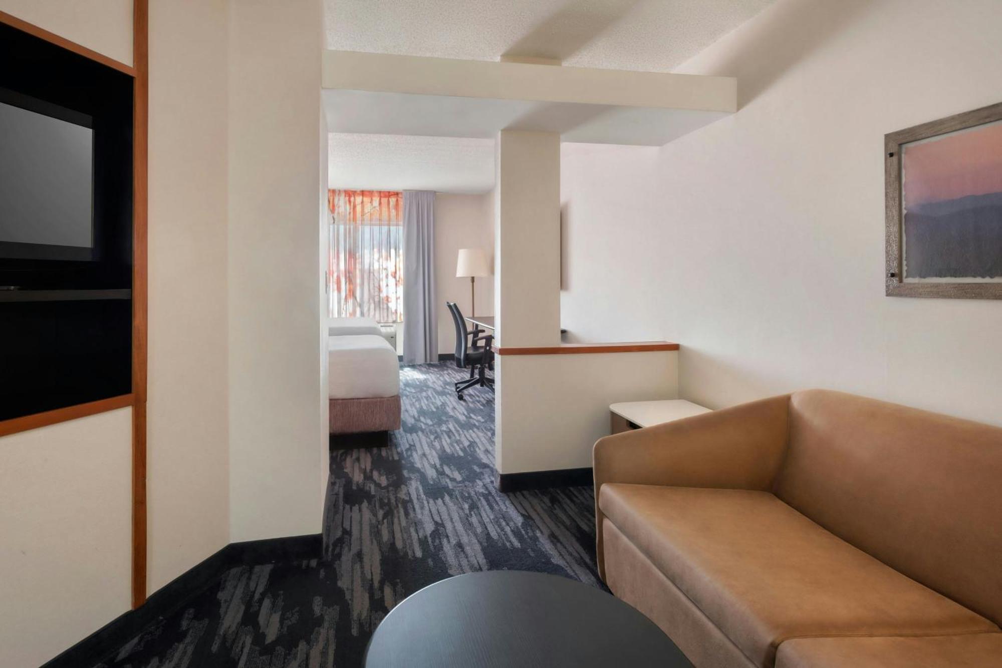 Fairfield Inn & Suites Woodbridge Avenel Luaran gambar